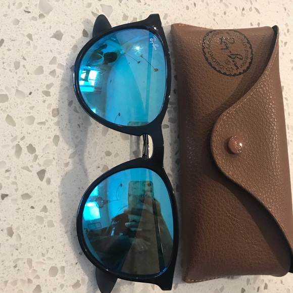 Ladies Ray-Ban Sunglasses main image 2